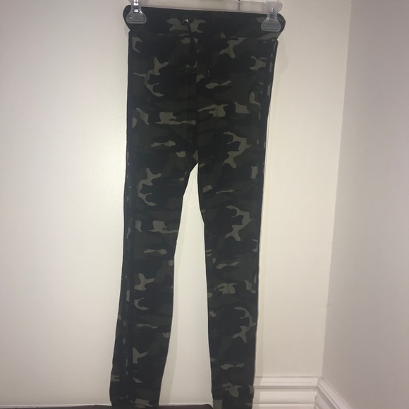 Army jogger pants - Picture 1 of 3